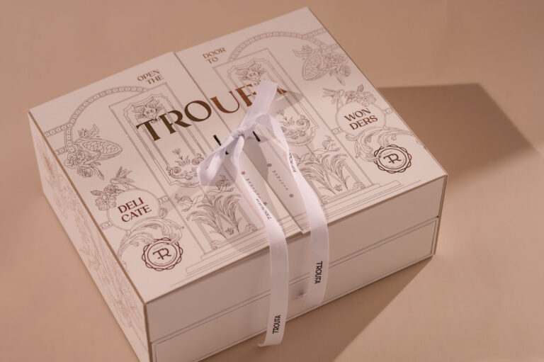 Premium Patisserie Box Design