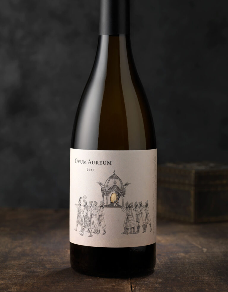 Mira Winery Ovum Aureum