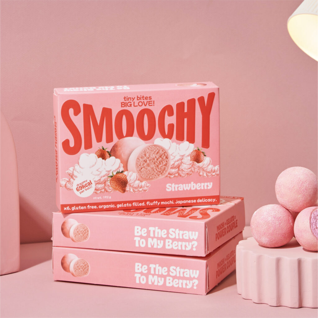 Smoochy: Tiny bites, BIG LOVE!