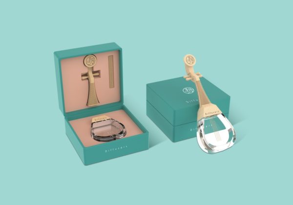 Half Moon Pipa Aromatherapy