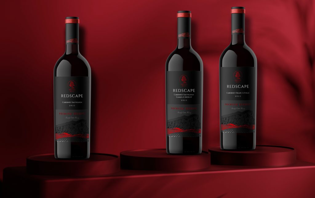Redscape – A Wine Label Inspired by the Sunset