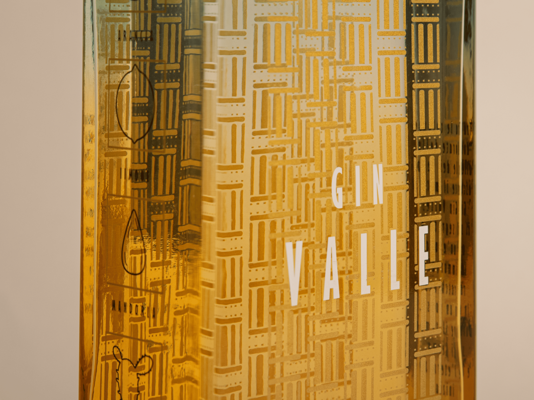 Gin inspired to Agrigento Temple Valley