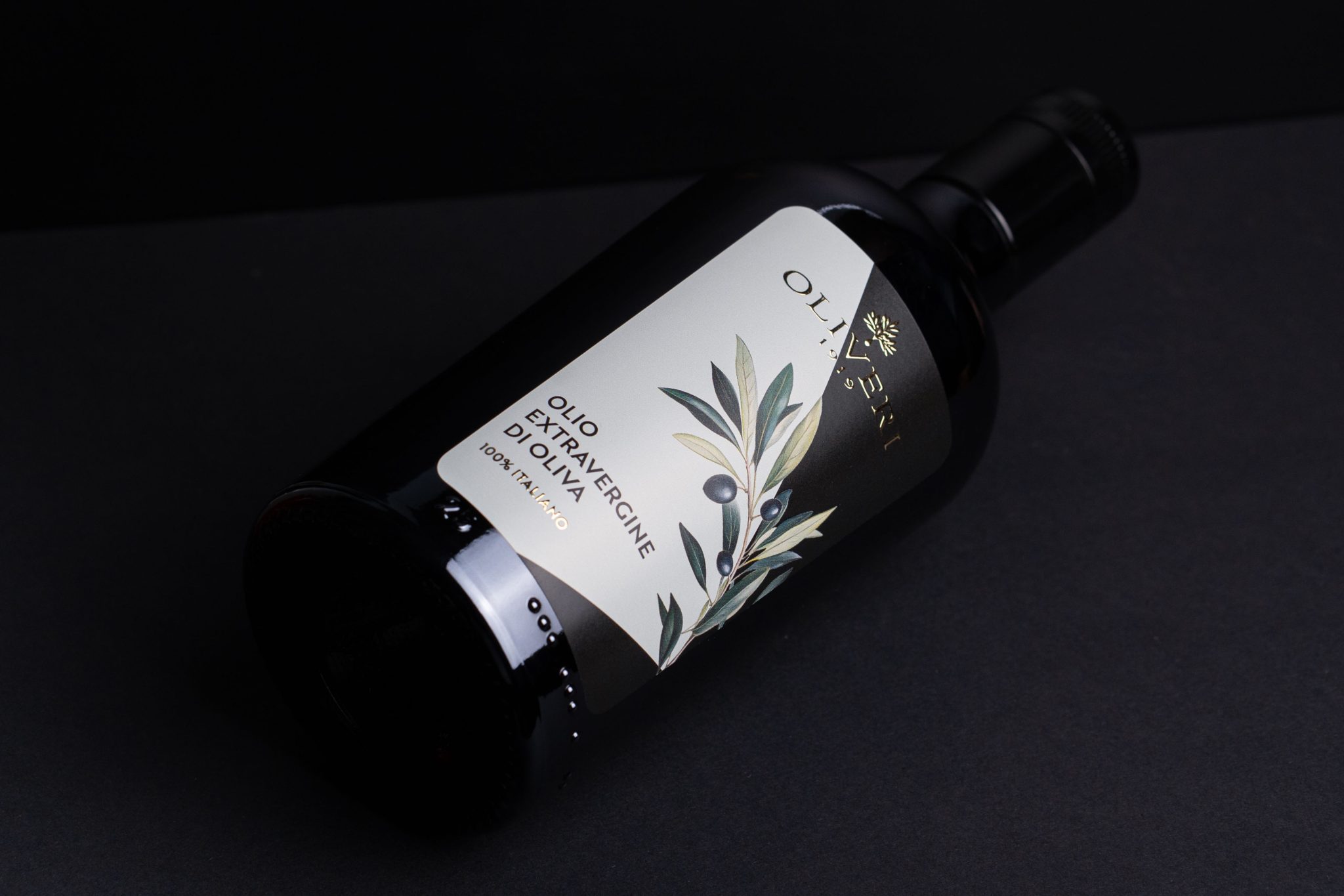 Oliveri – Olio extravergine di oliva – Packaging Of The World