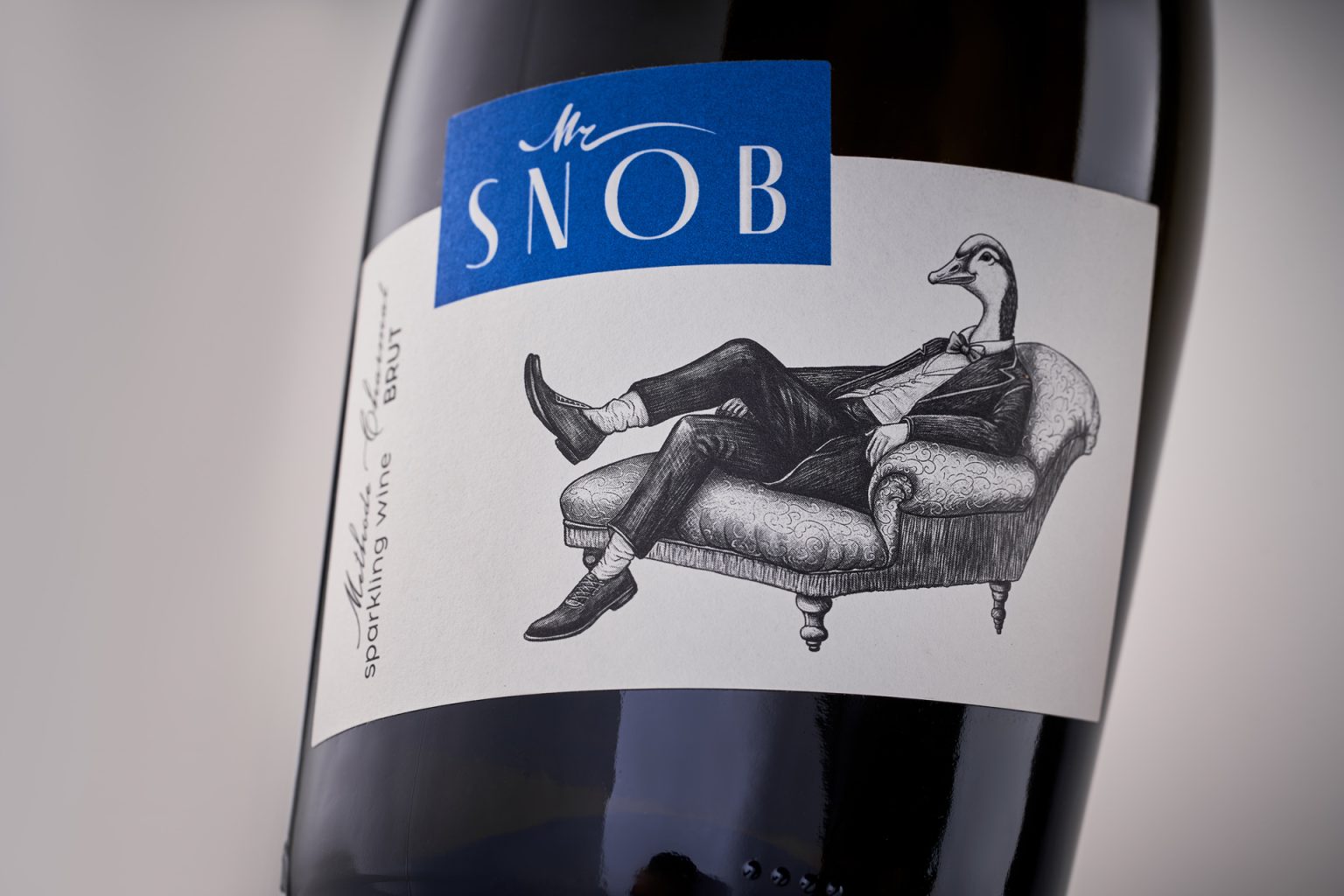 Vinum Snob Wine Label